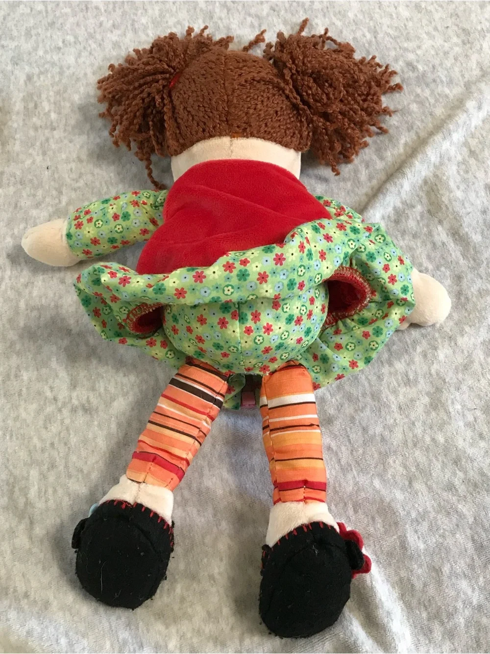 Carters “Teach Me To Dress” cloth Doll Yarn Hair Plush Toy Zip Snap Buckle